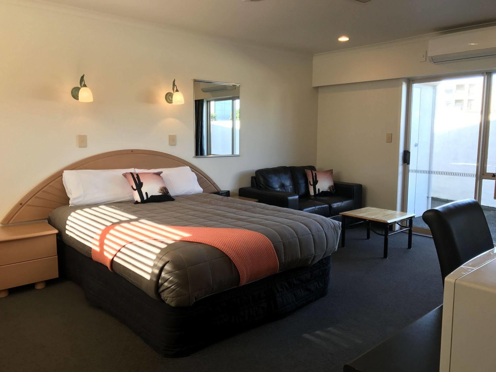 Pacific Harbour Motor Inn Gisborne Exteriör bild