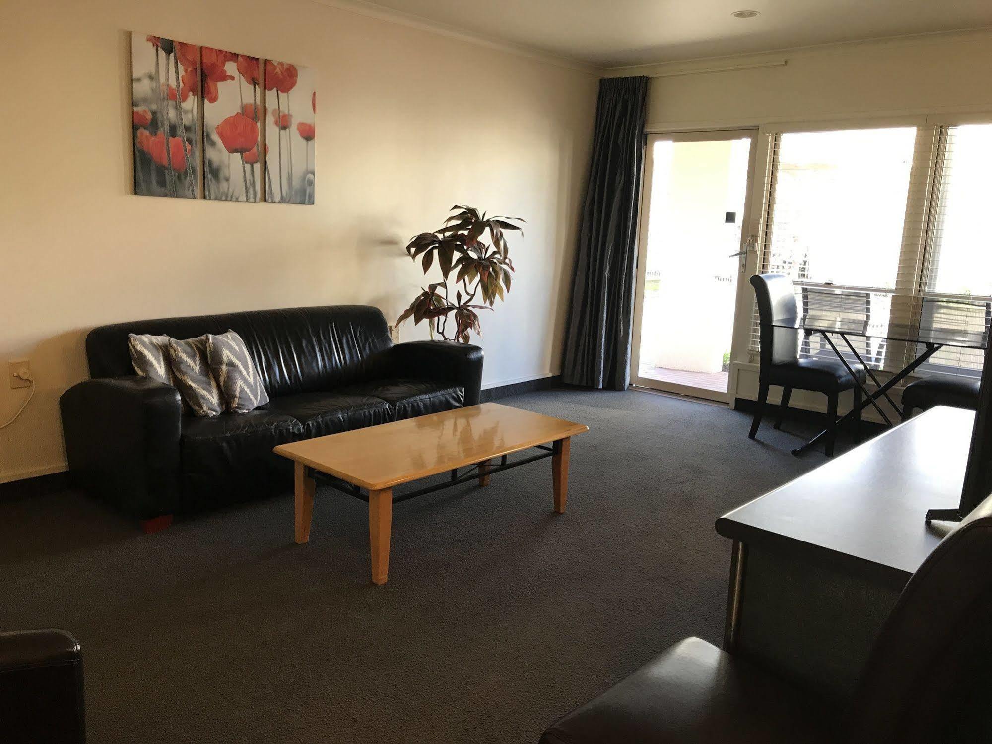 Pacific Harbour Motor Inn Gisborne Exteriör bild