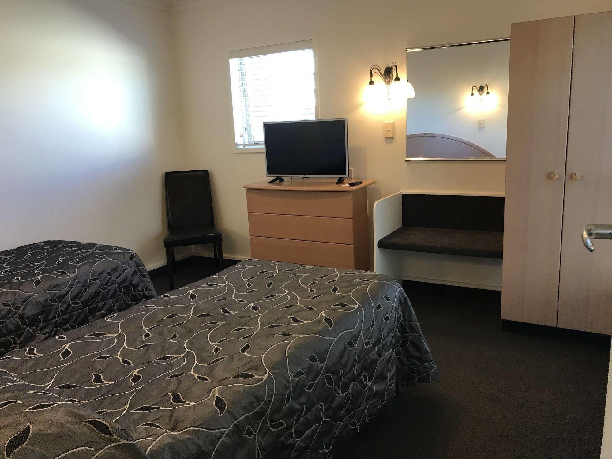 Pacific Harbour Motor Inn Gisborne Exteriör bild
