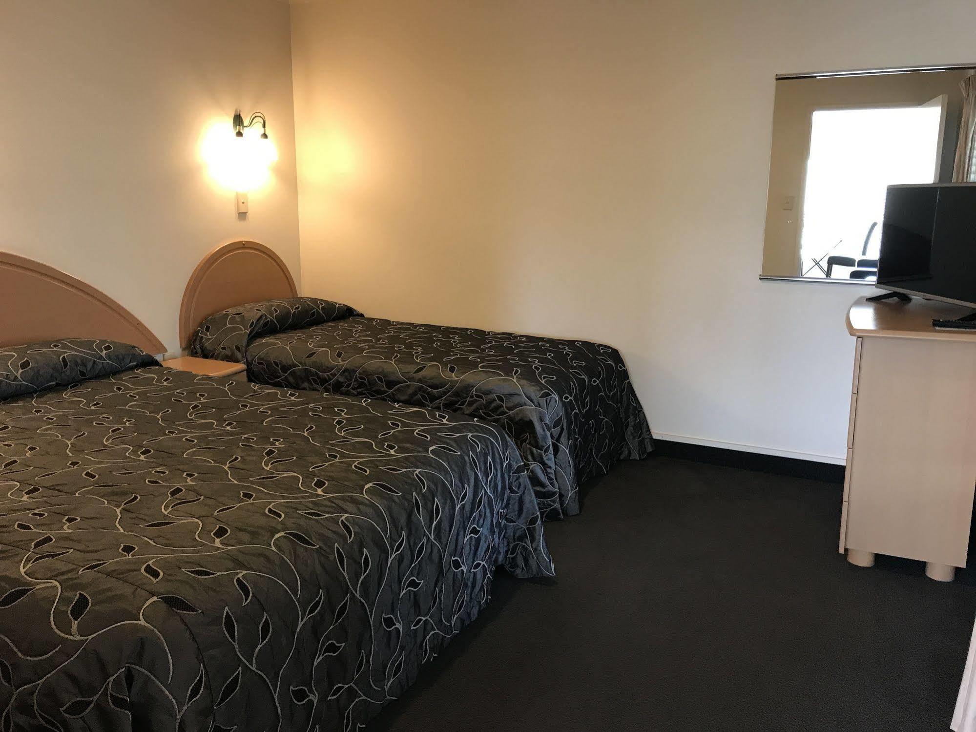 Pacific Harbour Motor Inn Gisborne Exteriör bild