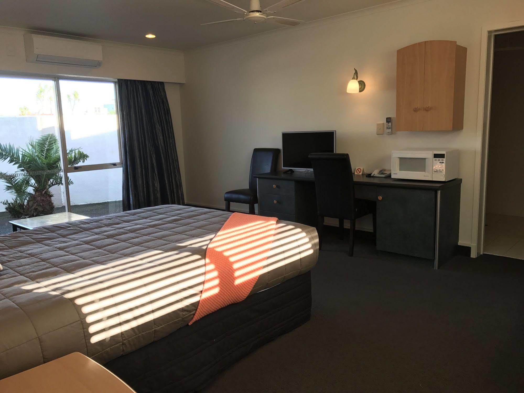 Pacific Harbour Motor Inn Gisborne Exteriör bild